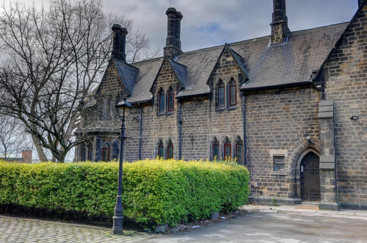 The Old Vicarage - Secure Parking, Fast Wifi, Garden Leeds (West Yorkshire) Exterior foto